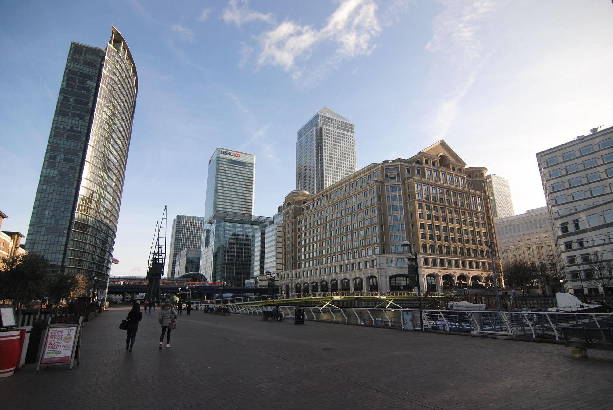 Canary Wharf - Corporate Riverside
